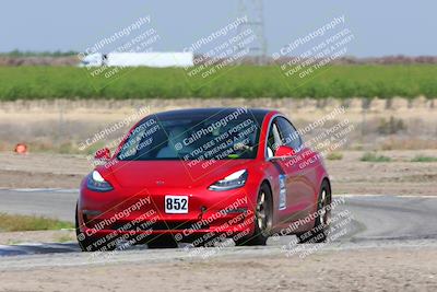 media/Apr-10-2022-Speed Ventures (Sun) [[fb4af86624]]/Teslacorsa A/Grapevine (Session 3)/